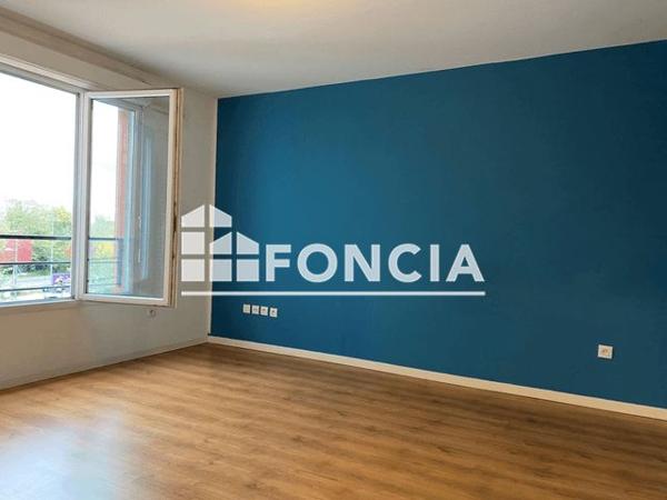 Location Studio 25.1 m² - 23/34 RUE CLAUDE NICOLAS LEDOUX Creteil 94000