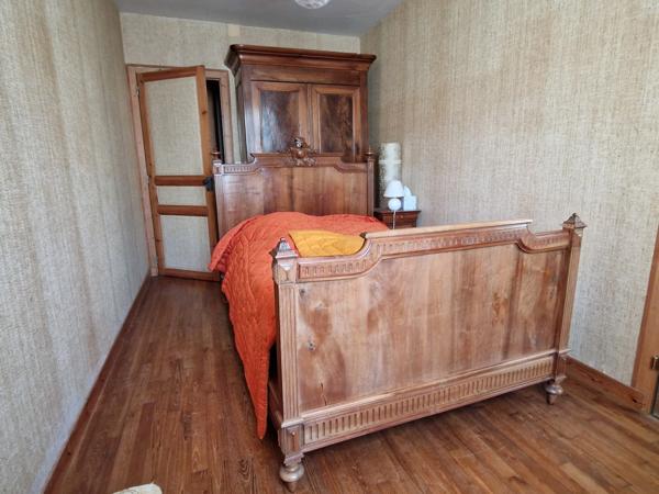 Maison à vendre 7 pièces proche de SAINT HILAIRE DE VILLEFRANCHE (17)