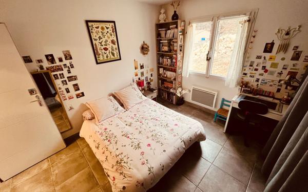 Maison à vendre    4 pièces •  Barjac