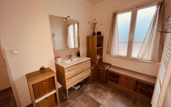 Maison à vendre    4 pièces •  Barjac