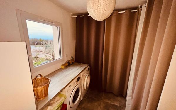 Maison à vendre    4 pièces •  Barjac