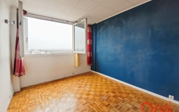 Appartement à vendre    3 pièces • 49,78 m2 Saint-Denis