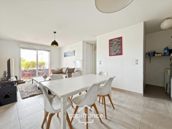 Appartement 3 pièces avec loggia, parking - La Rochelle, Saint Maurice