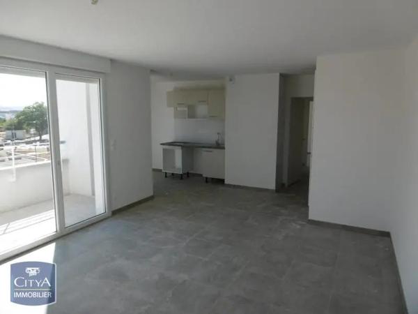 Appartement à louer 3 pièces 66.5m²