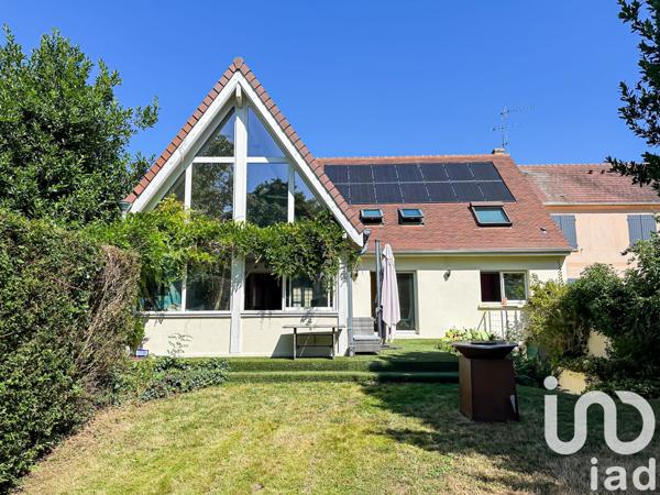 Maison à vendre 7 pièces 168 m² Le Chesnay-Rocquencourt