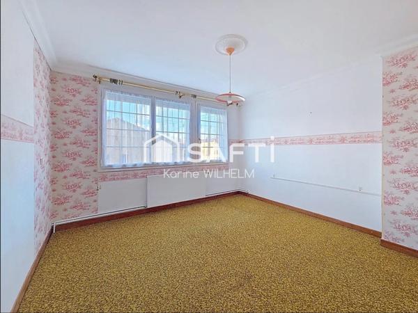 Maison de 229 m2 dont 86 m2 à rénover