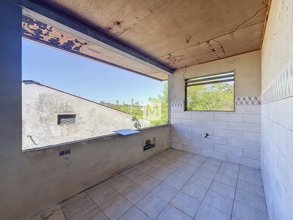 Dpt GUYANE (973), à vendre Montsinéry-Tonnegrande – Maison individuelle T6  + 2 appartements T3 de 167,84 m²