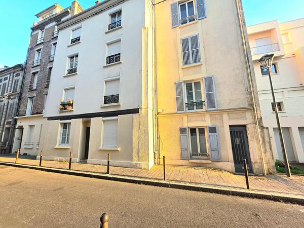 IMMEUBLE DE RAPPORT 315 M2 9 APPARTEMENTS
