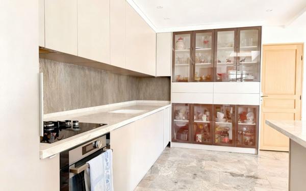 Appartement à vendre    5 pièces • 148,63 m2 Golfe Juan - Vallauris