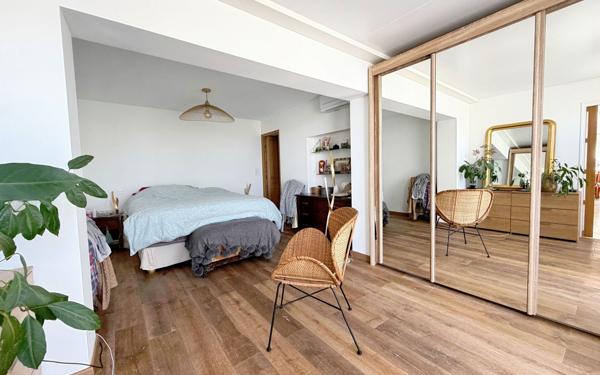Appartement à vendre    5 pièces • 148,63 m2 Golfe Juan - Vallauris