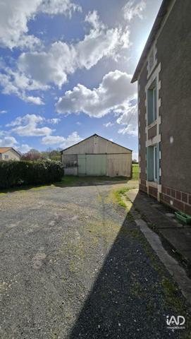 Maison à vendre 4 pièces 150 m² Champniers