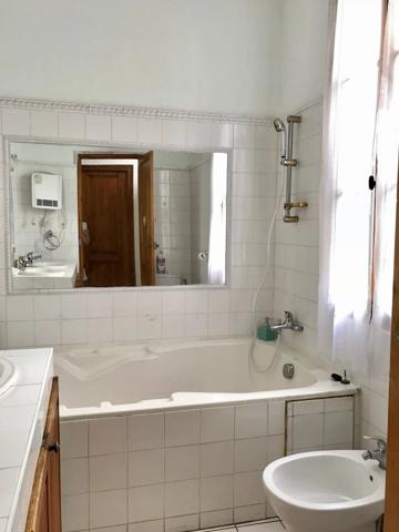 Location                                                      Appartement
                        
                     3 pièces                      81 m2                     à Perpignan