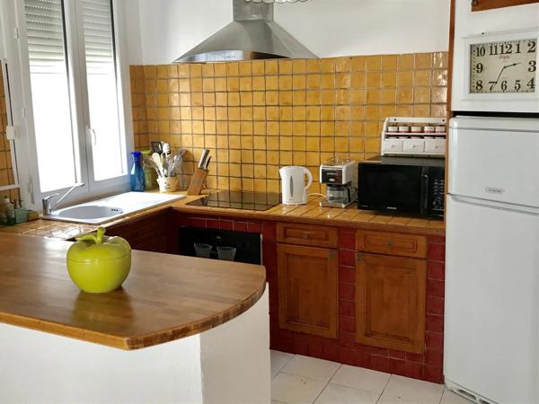 Location                                                      Appartement
                        
                     3 pièces                      81 m2                     à Perpignan