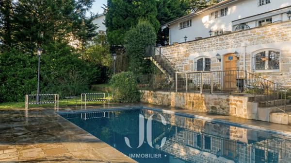 PROPRIETE DE CARACTERE AVEC VUE PANORAMIQUE