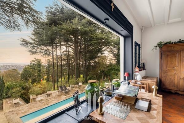 PROPRIETE DE CARACTERE AVEC VUE PANORAMIQUE