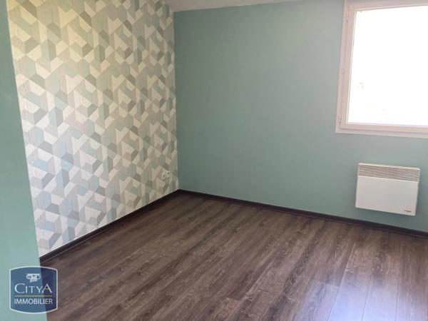 Appartement à louer 2 pièces 48.7m² Châlons-en-Champagne (51000)