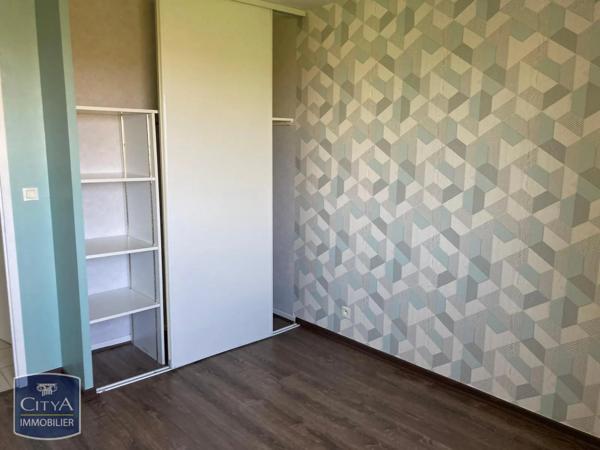 Appartement à louer 2 pièces 48.7m² Châlons-en-Champagne (51000)