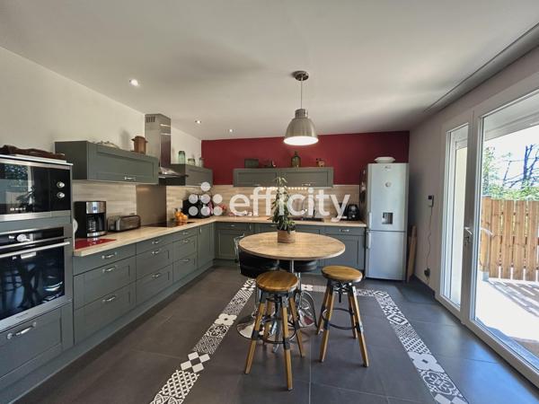Maison 6 pièces - 93 m²