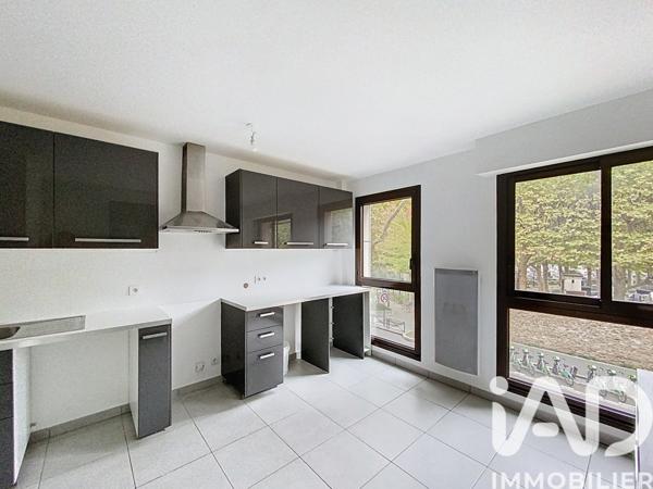 Location appartement 5 pièces 117 m² Boulogne-Billancourt