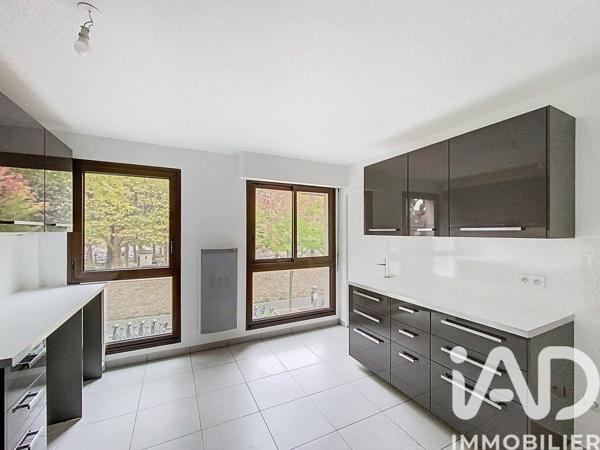 Location appartement 5 pièces 117 m² Boulogne-Billancourt
