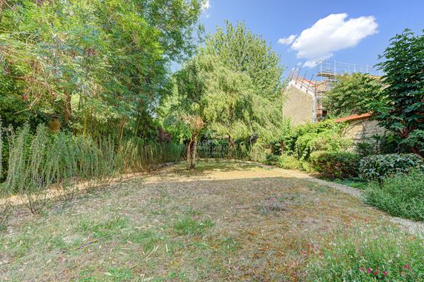 Appartement Saint Germain En Laye 5 pièces 125.40 m2 1 050 000 € **  - Référence  18579