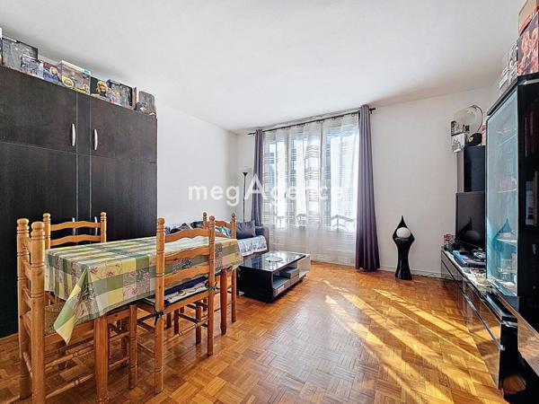 Appartement à CHATOU, 78400 - 1 pièce 38m²