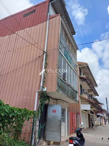 A VENDRE UN ENSEMBLE IMMOBILIER DE 10 APPARTEMENTS A CAYENNE  Cayenne (97300)