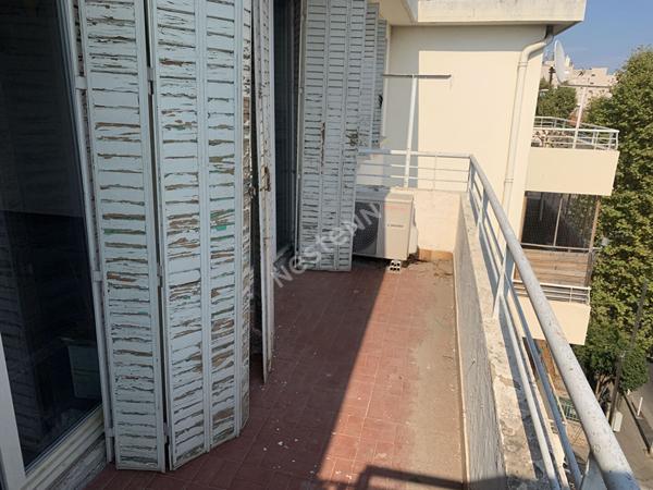 Appartement T2 - 47m² - en dernier étage - Toulon secteur Brunet