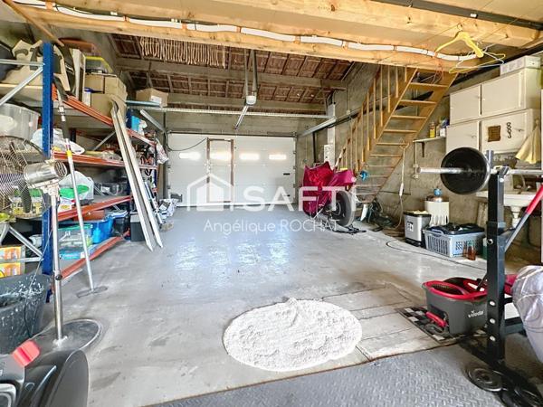 Maison de plain pied 3 chambres et un studio sur parcelle de 970m2