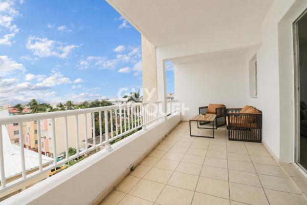 Appartement Sainte Clotilde 5 pièce(s) 151.41 m2