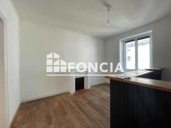 Location Appartement 2 pièces 48.42 m² - 1ER ETAGE DROITE Rennes 35000