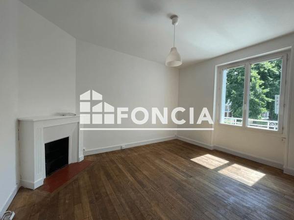 Location Appartement 2 pièces 48.42 m² - 1ER ETAGE DROITE Rennes 35000