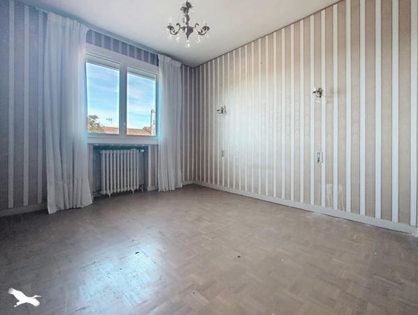Maison 299 600 € L'Isle-Jourdain 6 p 163 m² DPE D