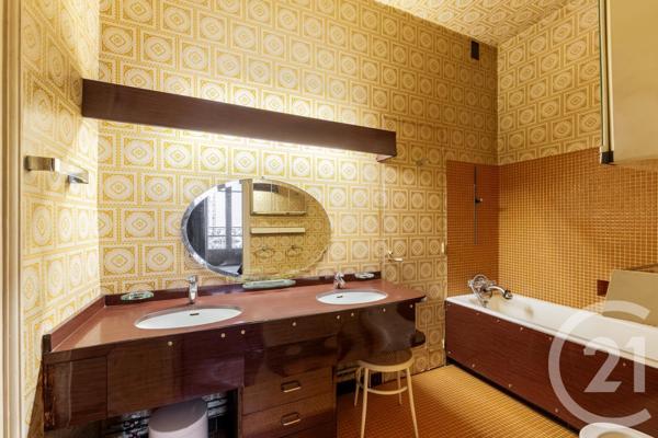Appartement F6 à vendre  6 pièces - 145,01 m2 PARIS - 75017
