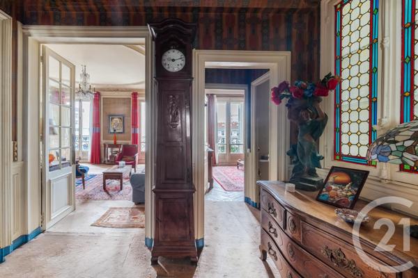 Appartement F6 à vendre  6 pièces - 145,01 m2 PARIS - 75017