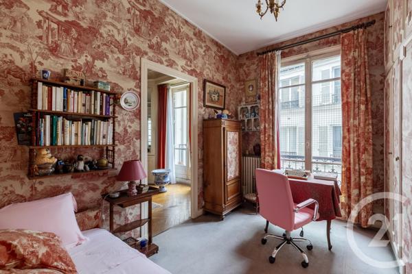 Appartement F6 à vendre  6 pièces - 145,01 m2 PARIS - 75017