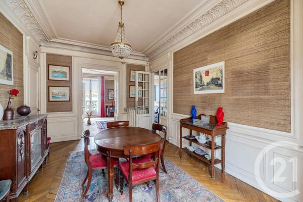 Appartement F6 à vendre  6 pièces - 145,01 m2 PARIS - 75017