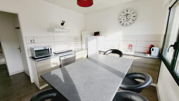 APPARTEMENT MEUBLE A CARCASSONNE AVEC TERRASSE