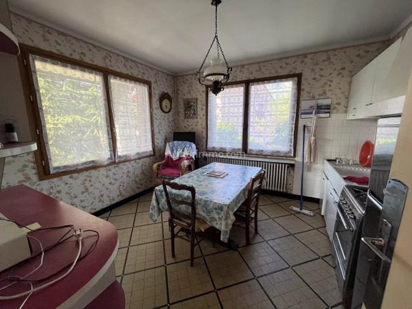 Vente Maison 10 pièces 230 m2 à Les Marches