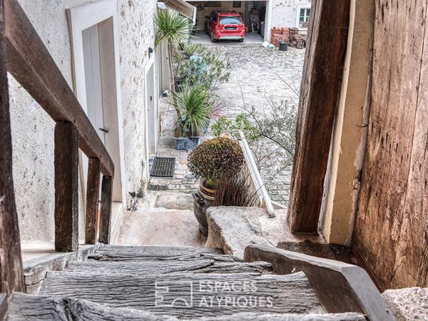 Le corps de ferme rénové avec jardin sans vis-à-vis