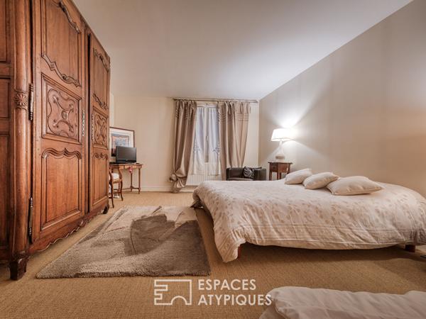 Le corps de ferme rénové avec jardin sans vis-à-vis