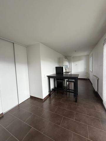 Appartement à vendre 1 pièces SAINT GENIS POUILLY (01)