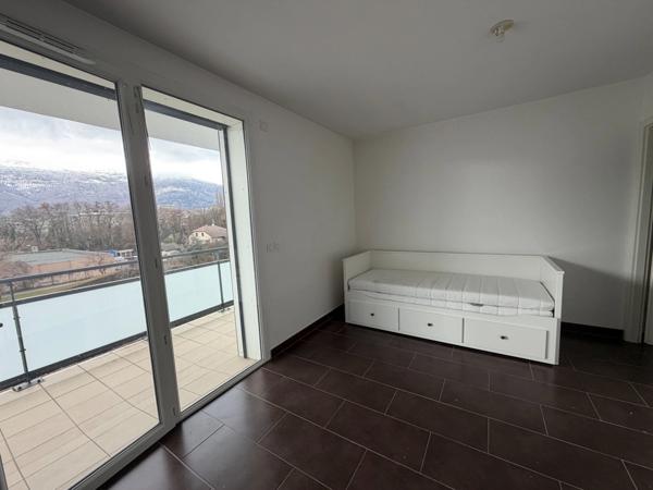 Appartement à vendre 1 pièces SAINT GENIS POUILLY (01)