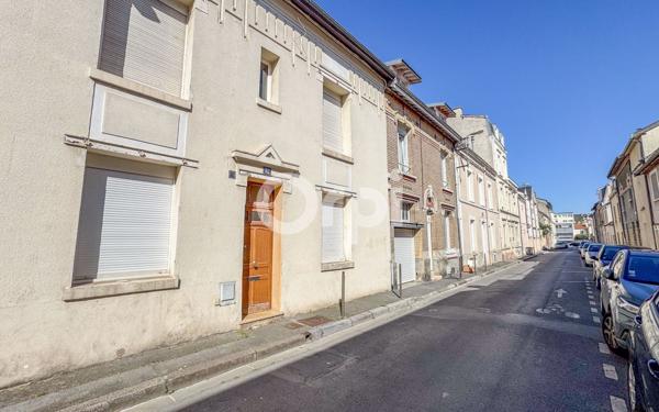 Appartement à vendre    1 pièce • 17 m2 Reims