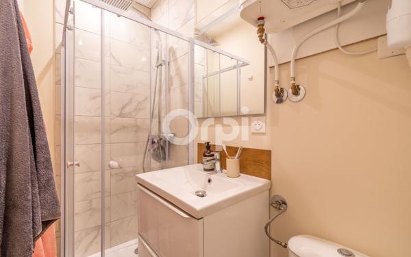 Appartement à vendre    1 pièce • 17 m2 Reims
