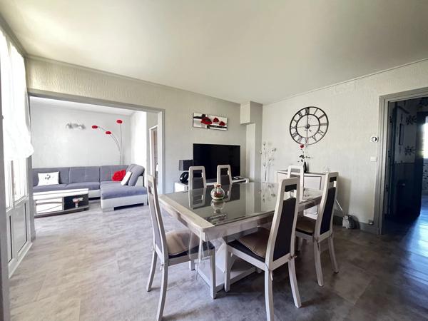 Vente                                                      Appartement
                        
                     5 pièces                      75 m2                     à Nevers