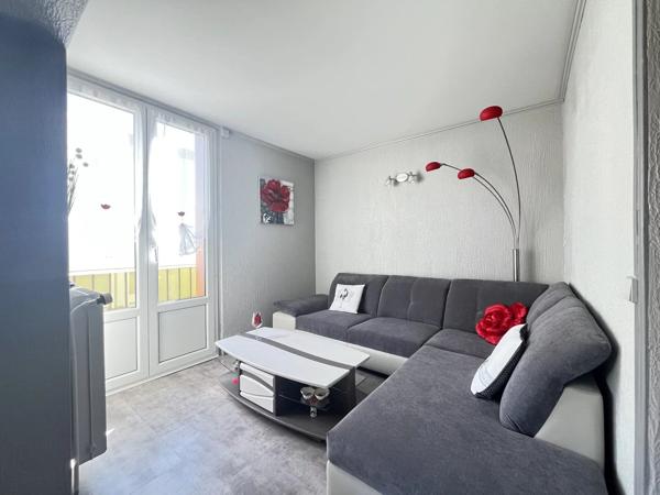 Vente                                                      Appartement
                        
                     5 pièces                      75 m2                     à Nevers