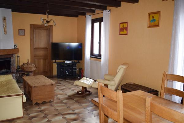 Maisons du bois lievremon (25650) MAISON T6 +STUDIO INDEPENDANT à 5 MINUTES DE PONTARLIER