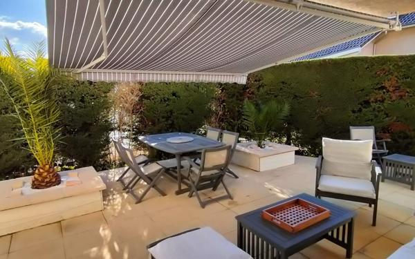 Maison à vendre    5 pièces • 123 m2 Saint-Égrève