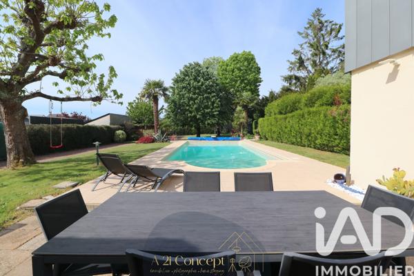 Maison à vendre 8 pièces 175 m² Sainte-Luce-sur-Loire